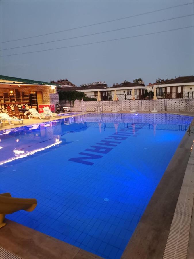 Side Oezguerhan Hotel Zewnętrze zdjęcie