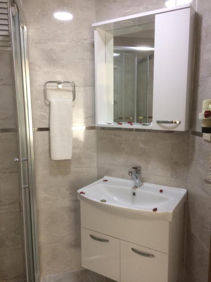 Side Oezguerhan Hotel Zewnętrze zdjęcie