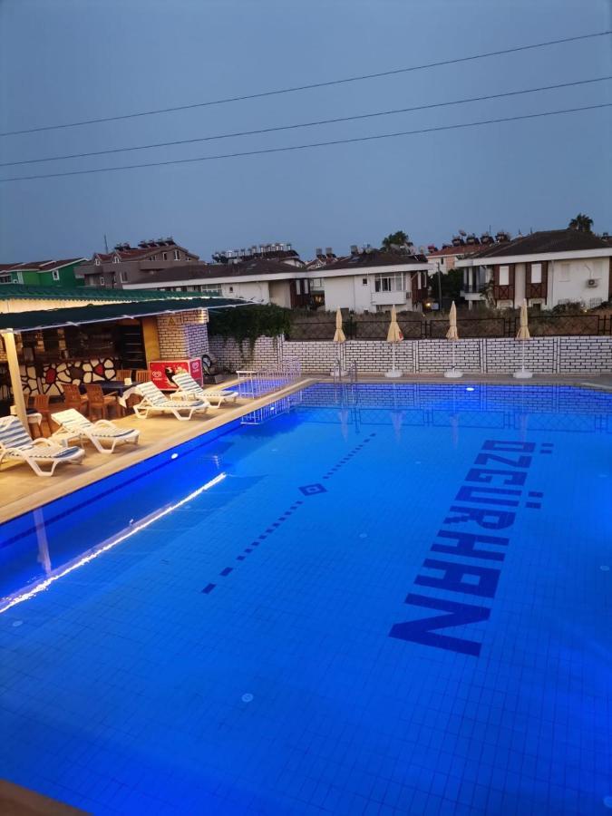 Side Oezguerhan Hotel Zewnętrze zdjęcie
